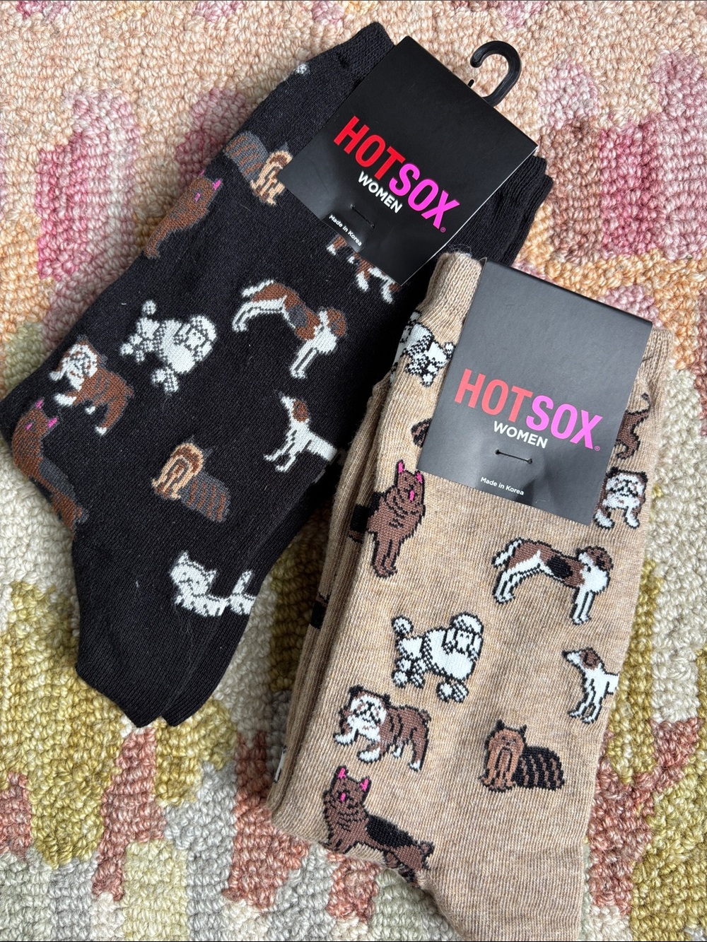 Pair of HotSox women’s Dog Socks NWT Black and Hemp Colors Bulldogs Poodles more